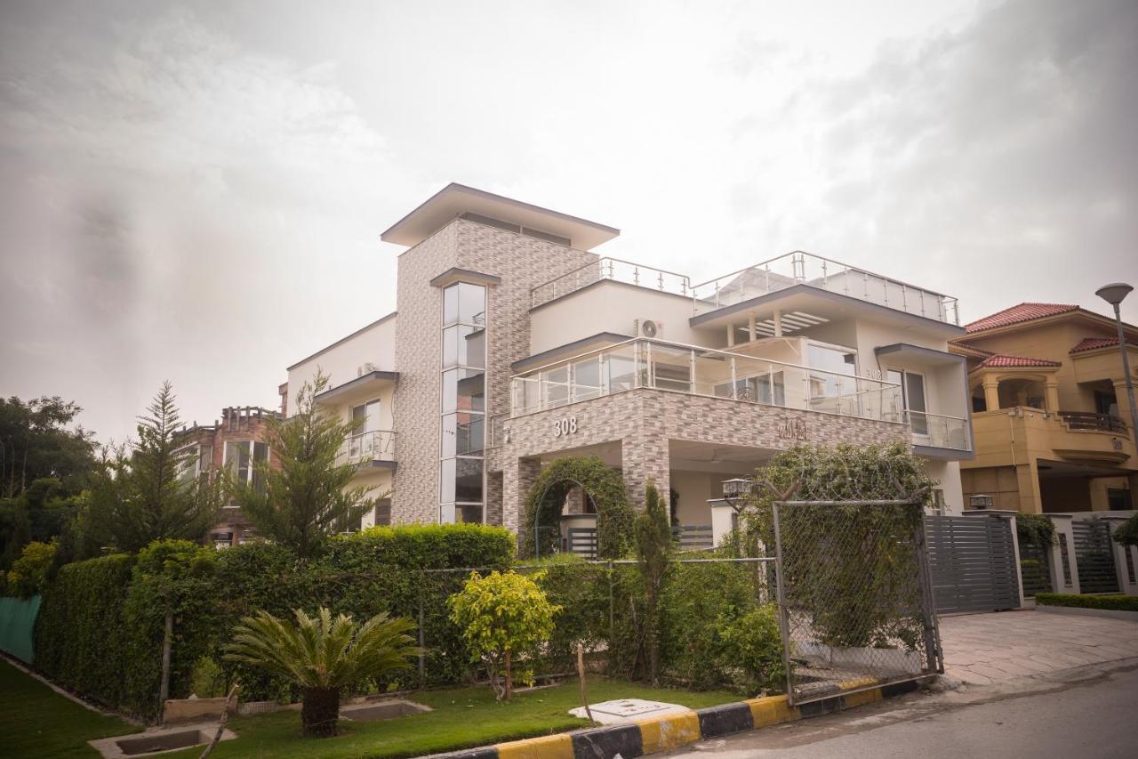 canadianinn Islamabad Bagian luar foto