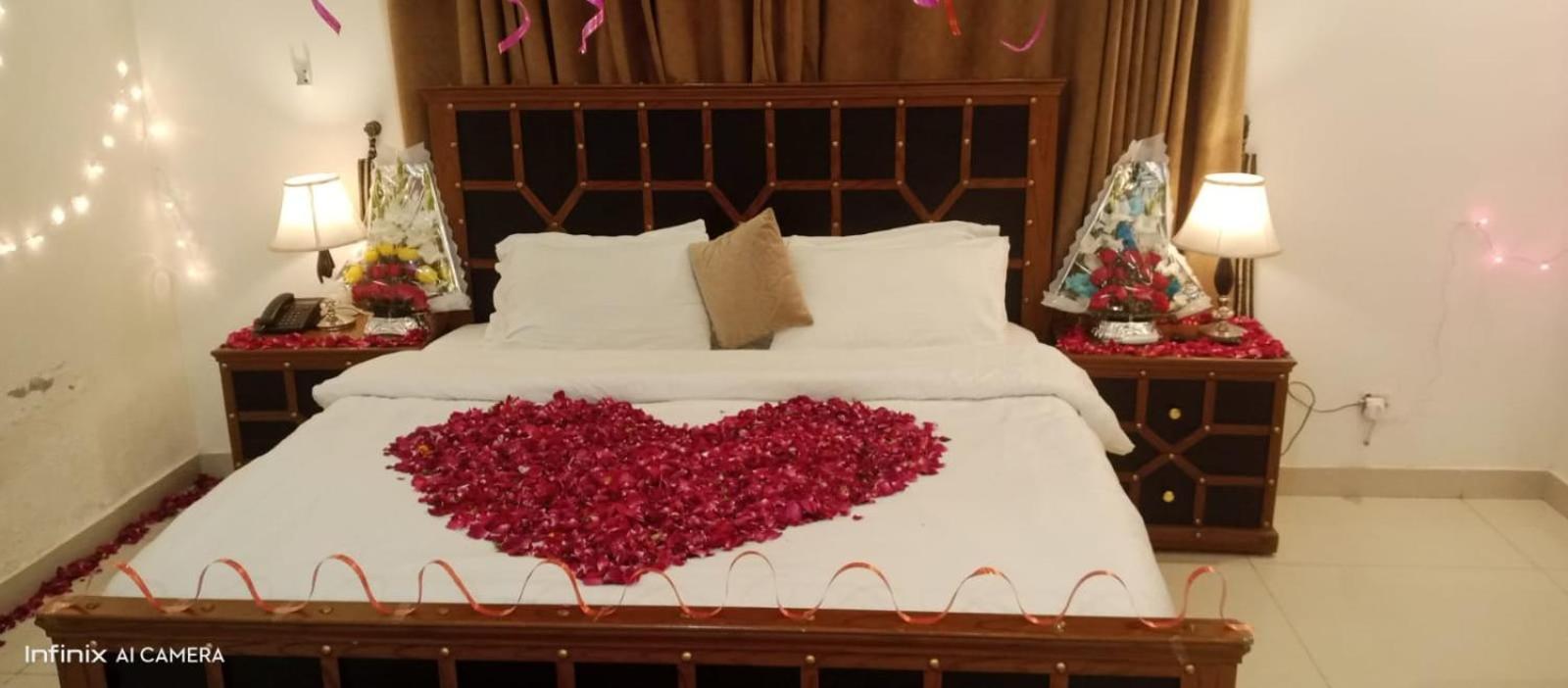 canadianinn Islamabad Bagian luar foto
